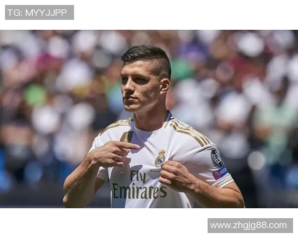 约维奇重返皇马赛场对决昔日队友引发球迷热议